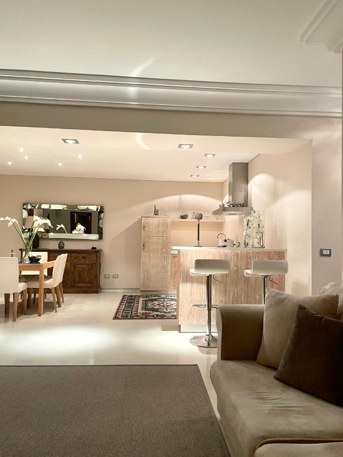 אולביה Double A Luxury Apartment מראה חיצוני תמונה