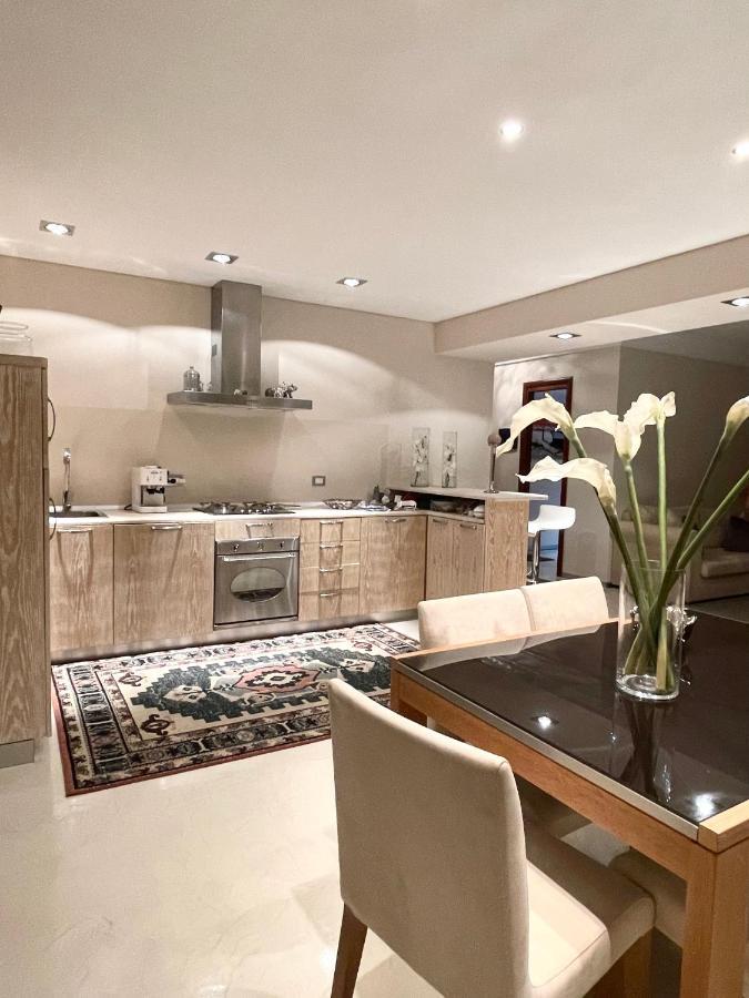 אולביה Double A Luxury Apartment מראה חיצוני תמונה